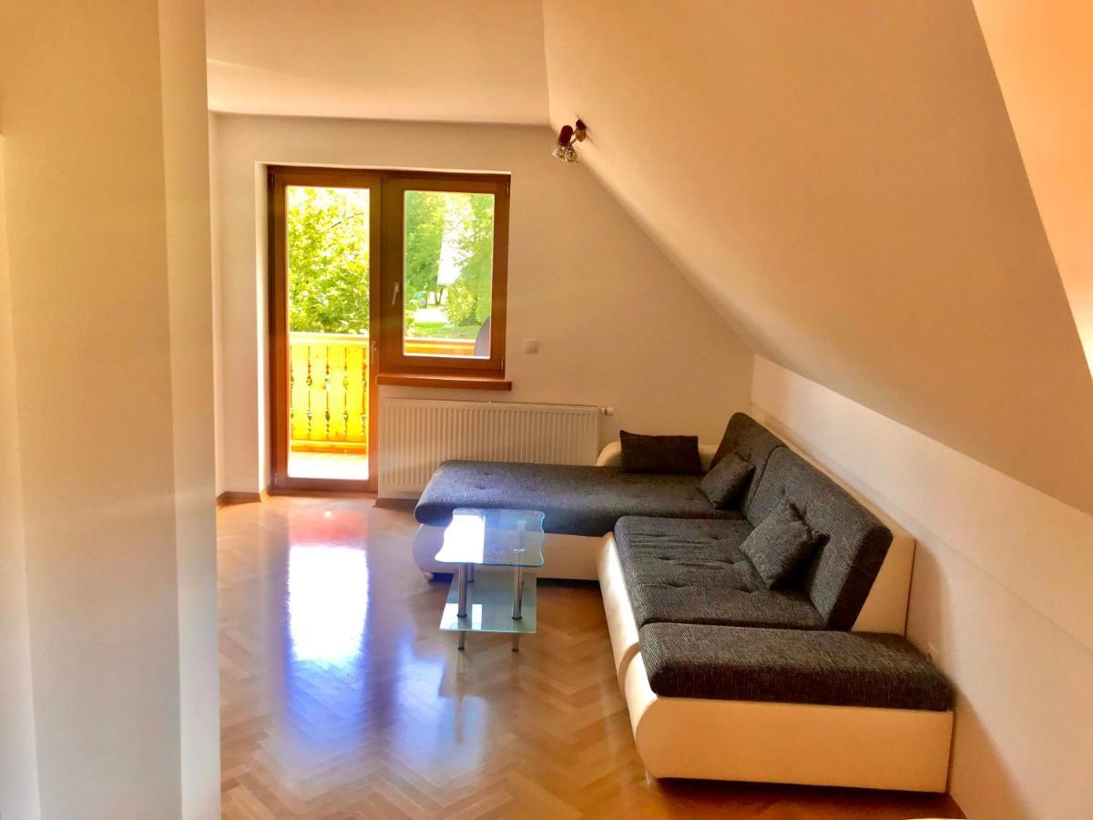 Residence Aurora, Бохин Екстериор снимка