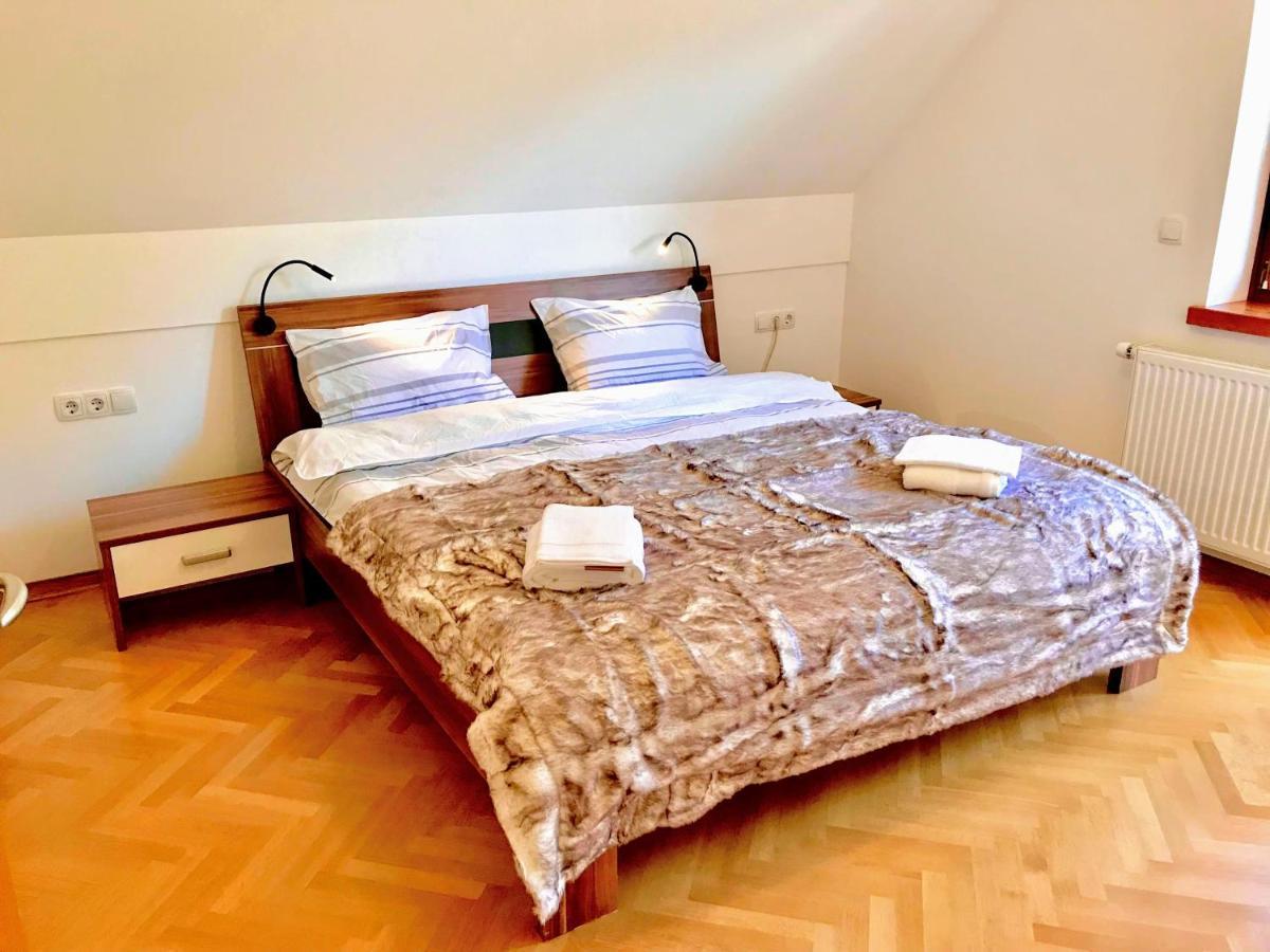 Residence Aurora, Бохин Екстериор снимка